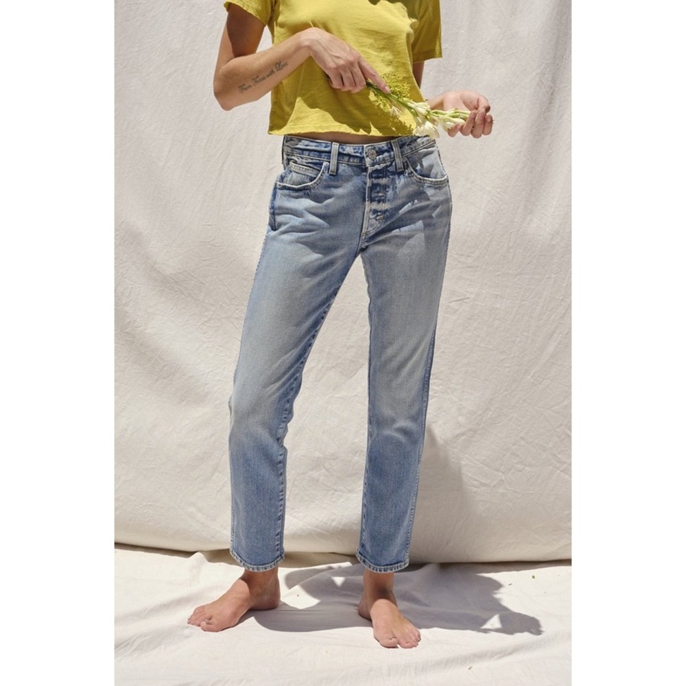 AMO Tomboy Charmer Light Wash Button Fly Straight Leg Jeans Womens 28